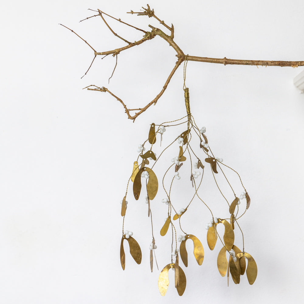 Mistletoe Berry Bunch - Gold & White